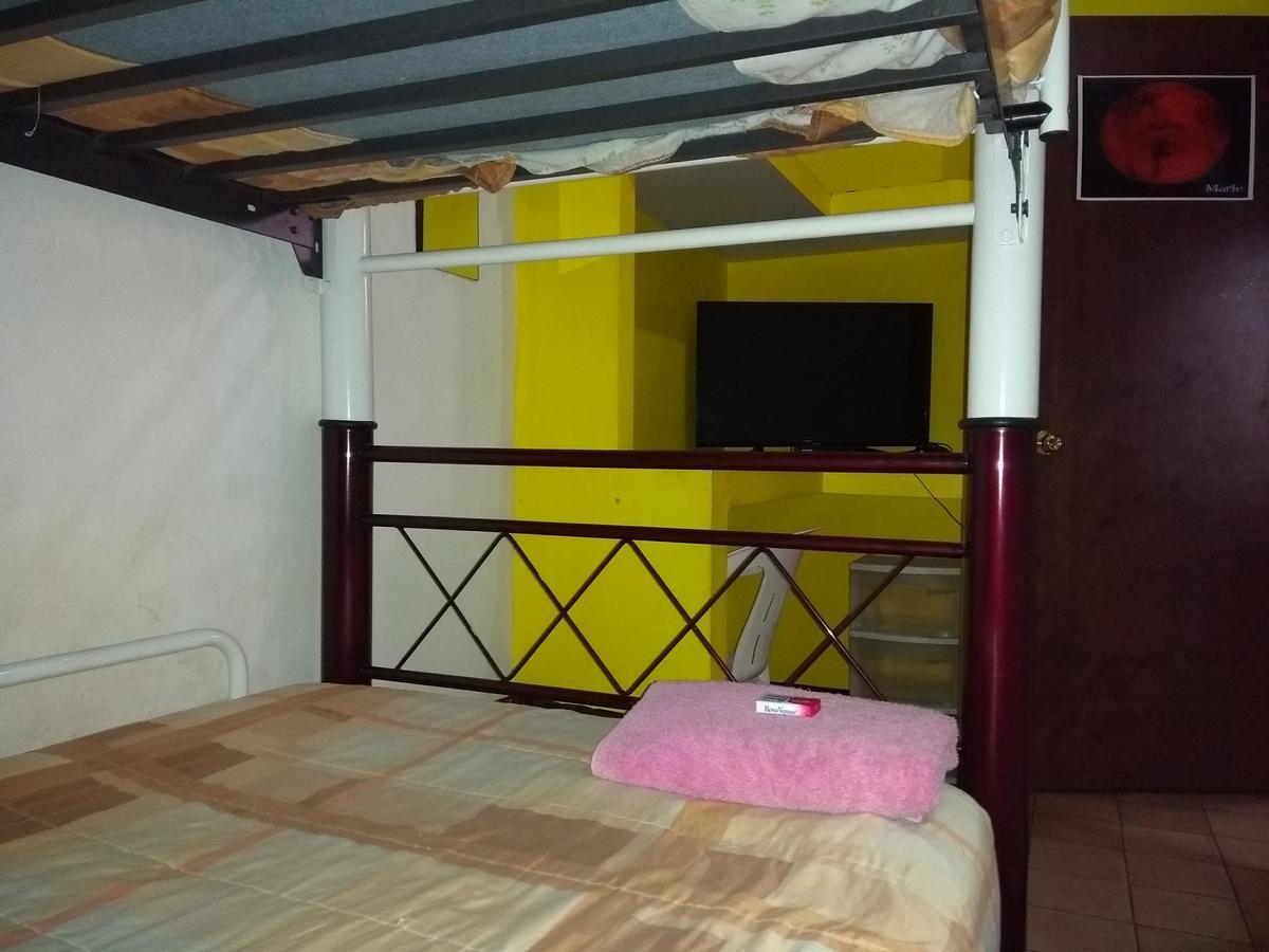 Hostal Casa Anita グアダラハラ エクステリア 写真